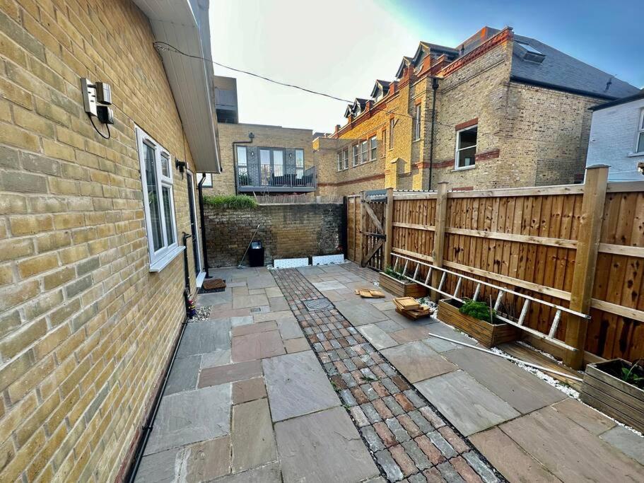 2 Bedroom House,Brownhillrd Se6 London Eksteriør bilde